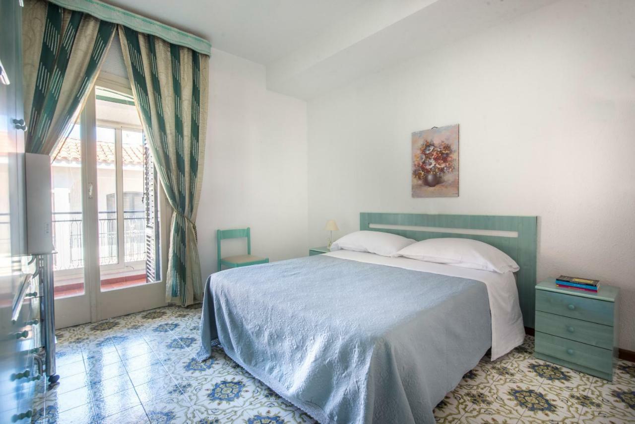 Casa Con Terrazza Sul Mare All'Addaura Palermo Eksteriør billede